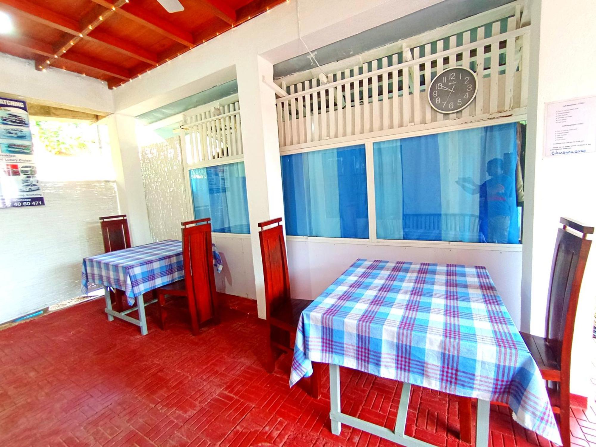 Thusara Guesthouse Mirissa Dış mekan fotoğraf