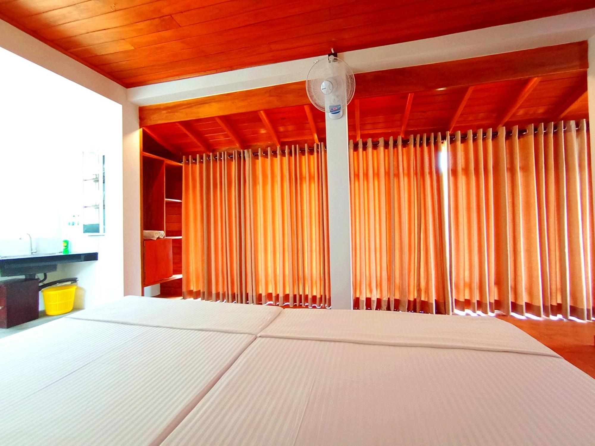 Thusara Guesthouse Mirissa Dış mekan fotoğraf