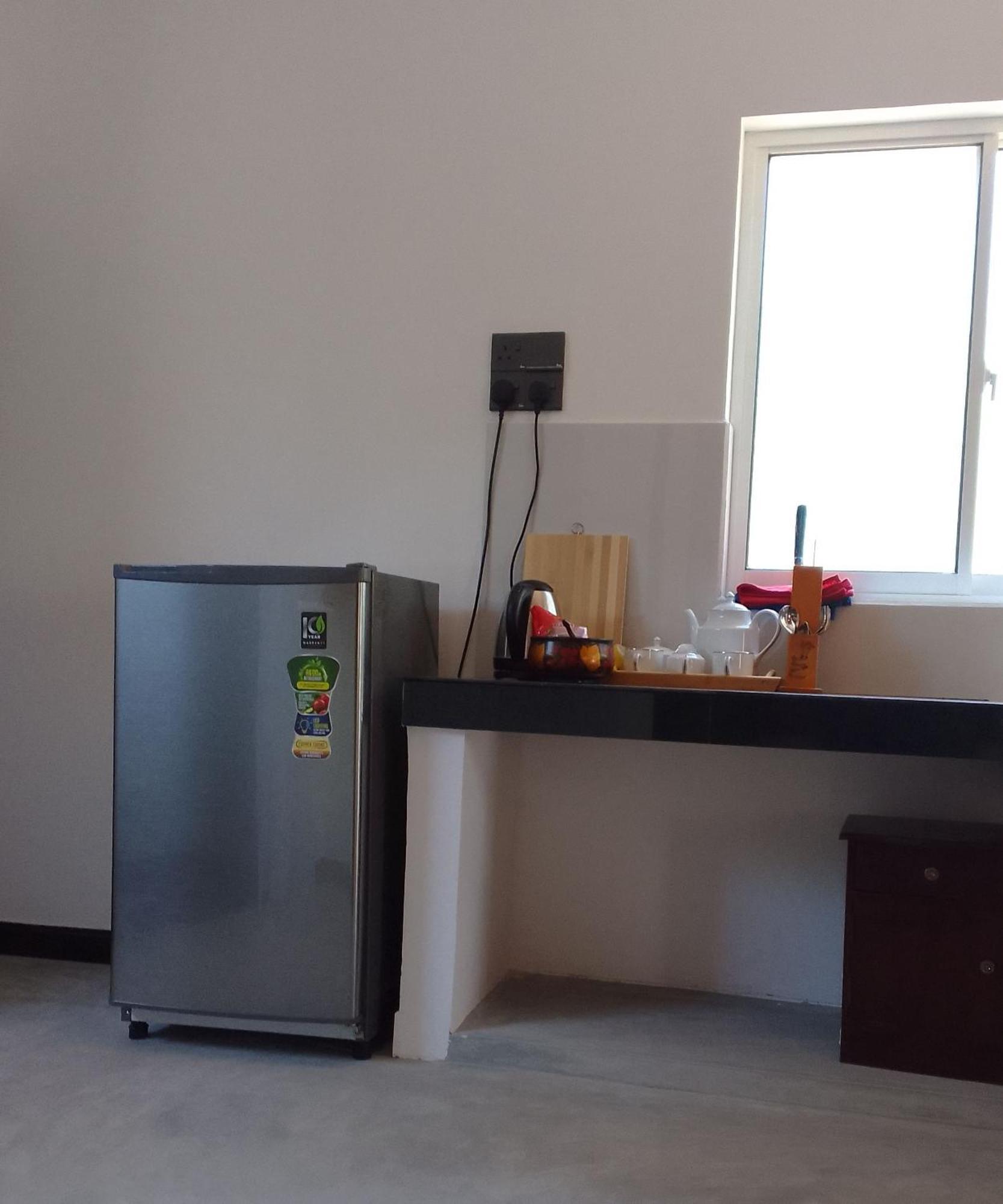 Thusara Guesthouse Mirissa Dış mekan fotoğraf