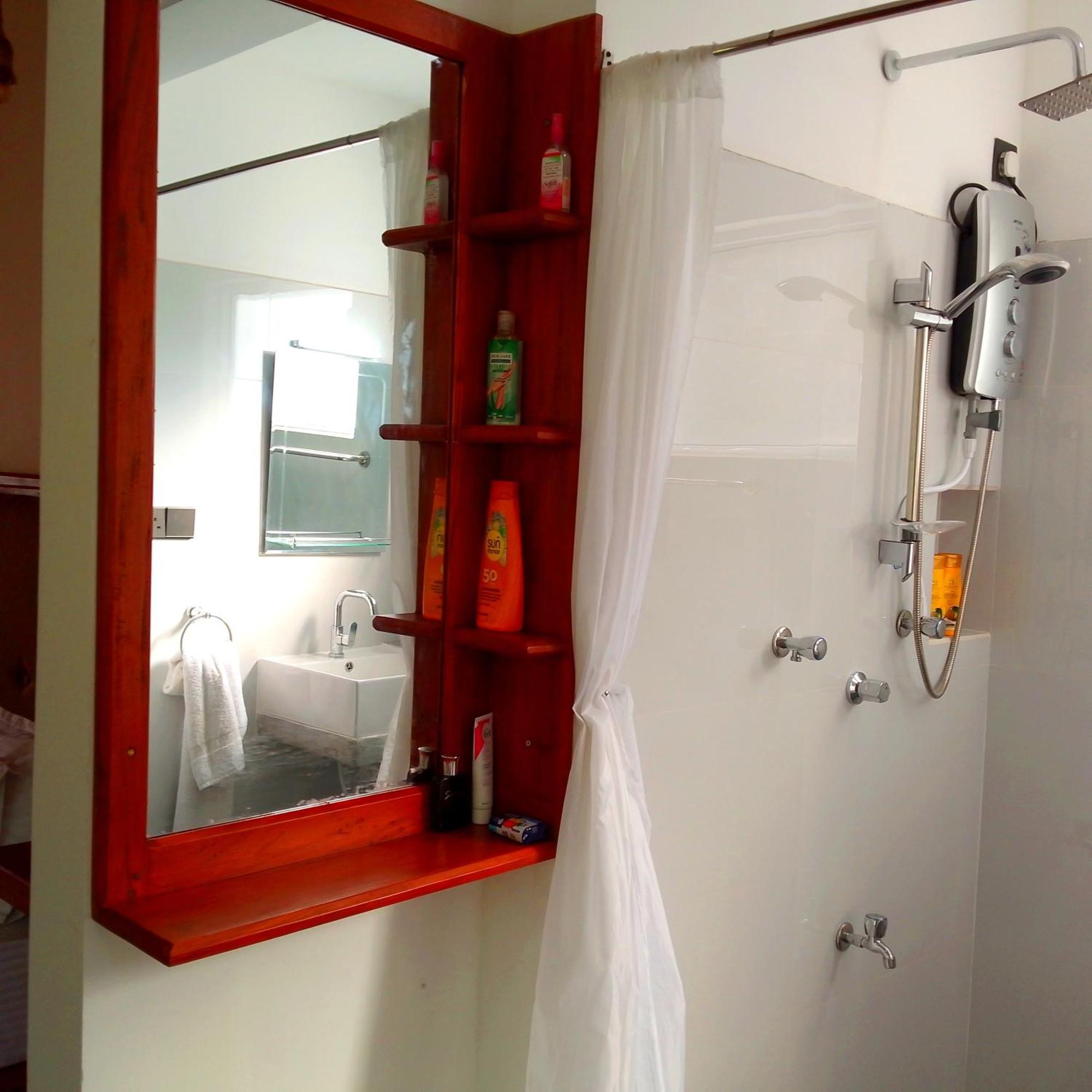 Thusara Guesthouse Mirissa Dış mekan fotoğraf