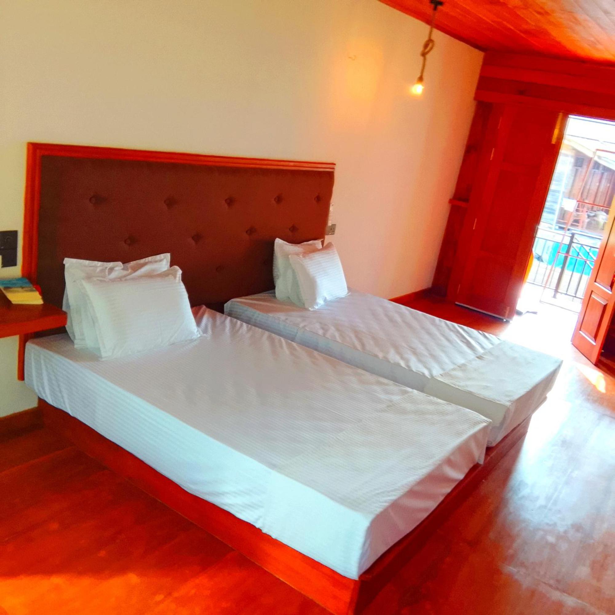Thusara Guesthouse Mirissa Dış mekan fotoğraf