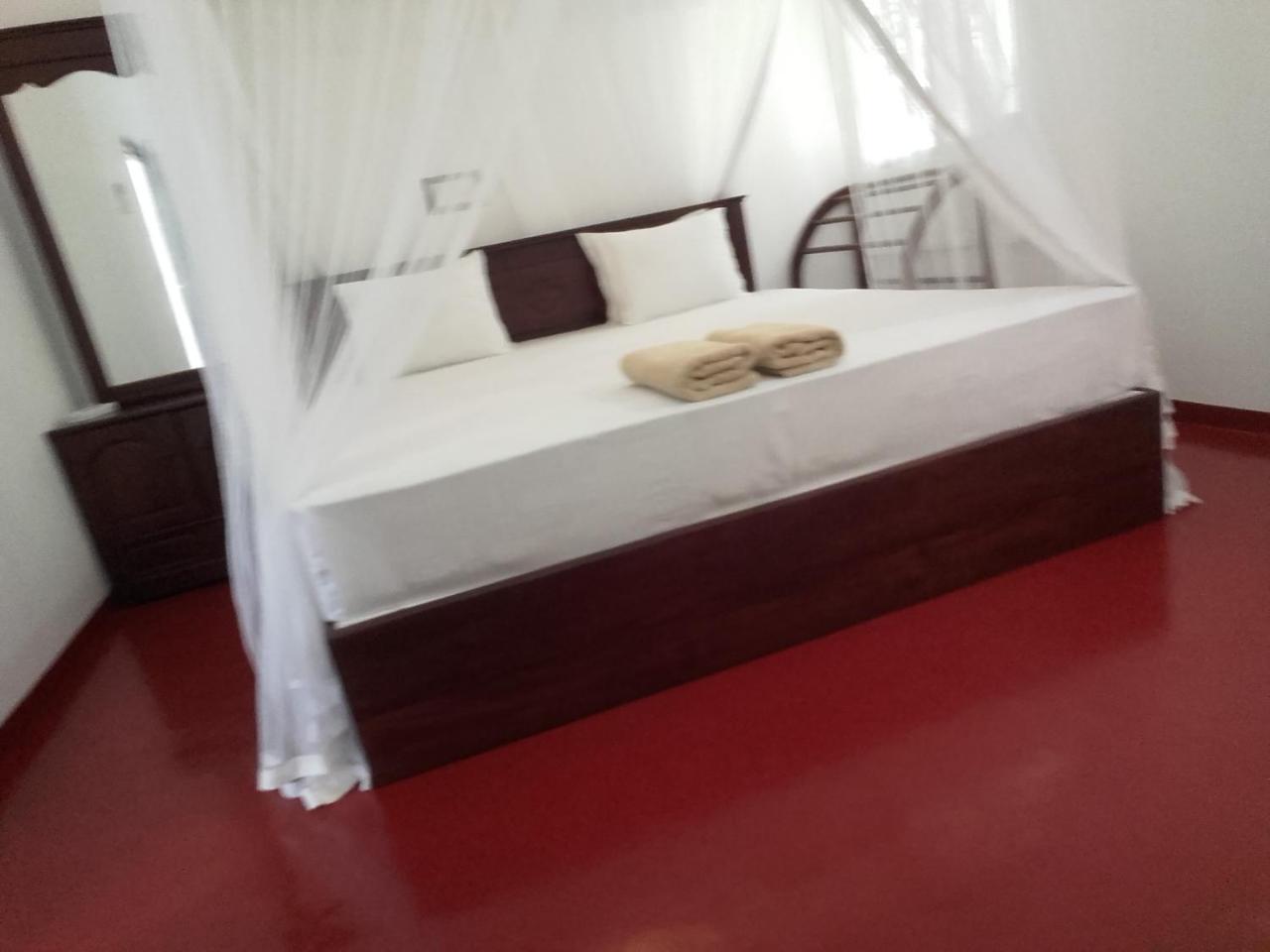 Thusara Guesthouse Mirissa Dış mekan fotoğraf