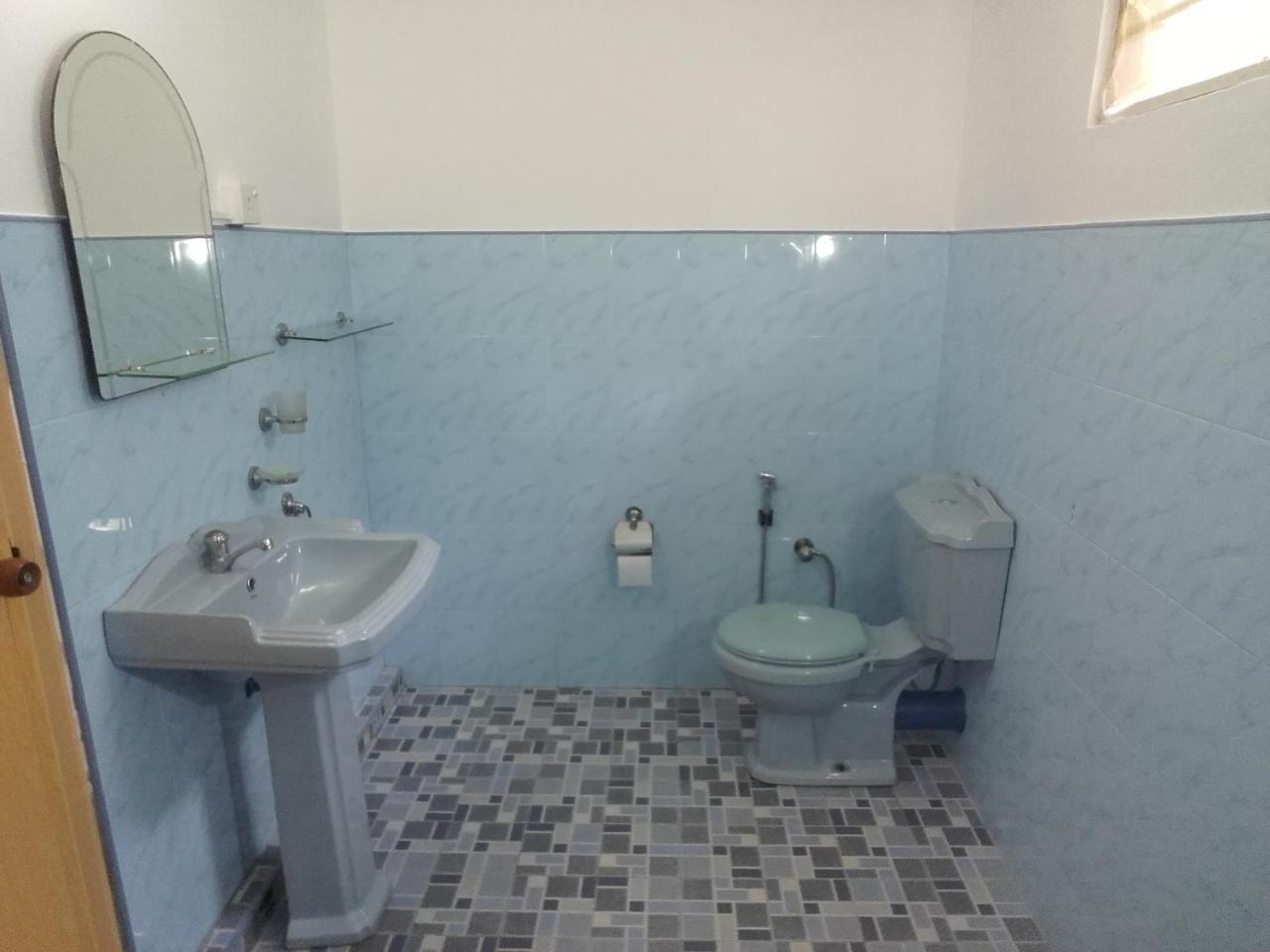 Thusara Guesthouse Mirissa Dış mekan fotoğraf